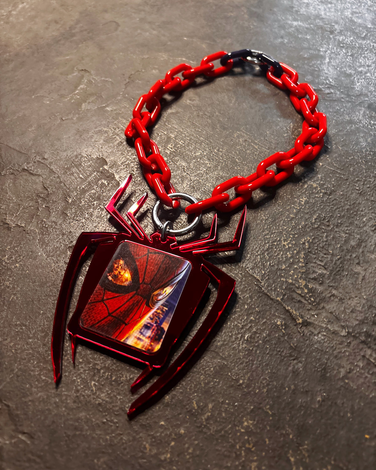 Corrente Homem-Aranha | Marvel